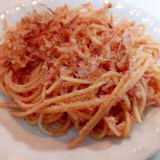 辛子明太子とえのき茸とかつお節のパスタ